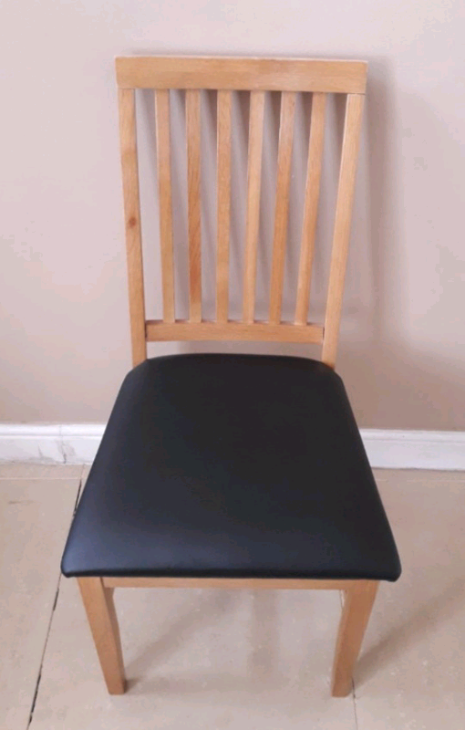 Used Dining table for sale very good condition 