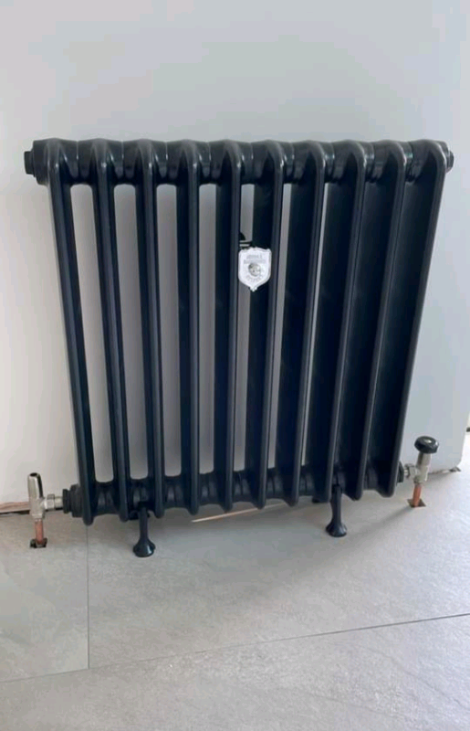 Cast iron radiators 🔥 fully refurbished 