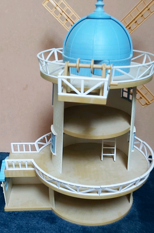 Large Sylvanian Family Windmill with assessories 