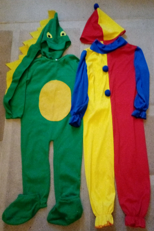 Dinosaur/Dragon & Clown dressing up clothes