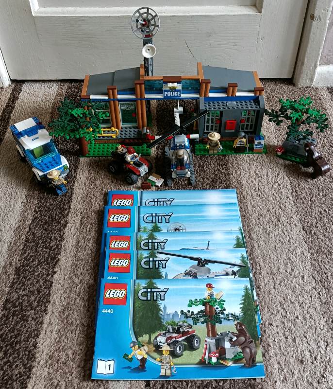 LEGO Forest Police Station Set 4440. Only £60.