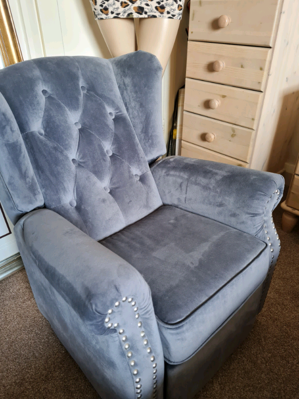 BEAUTIFUL VELVET CHILDRENS RECLINER
