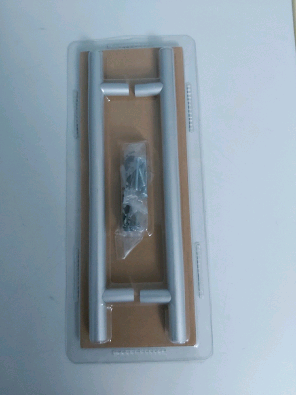 Quality Door Handles for Kitchen / Wardrobe units brand new