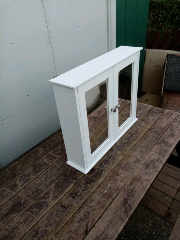 image for 2 door mirrored cabinet 