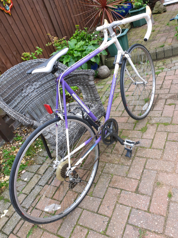 Very Rare HI GEAR Lightweight Road Bike.