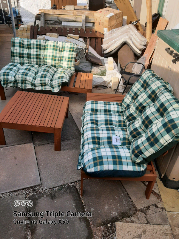 Garden set in Leicester, Leicestershire Gumtree