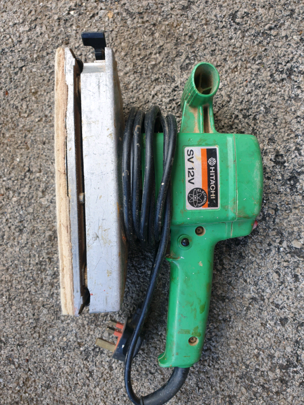 Hitachi sv 12v 230v sander in working order can deliver or post 