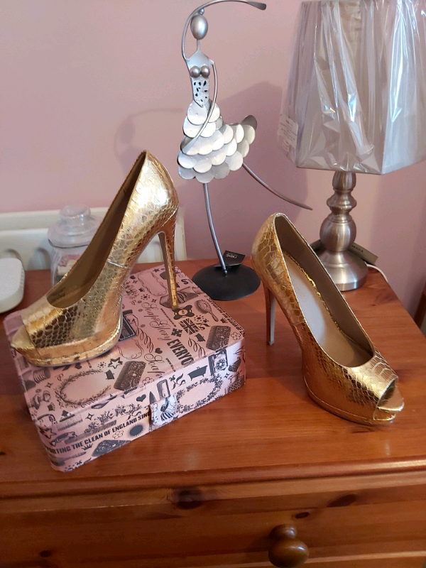 image for Ladies shoes