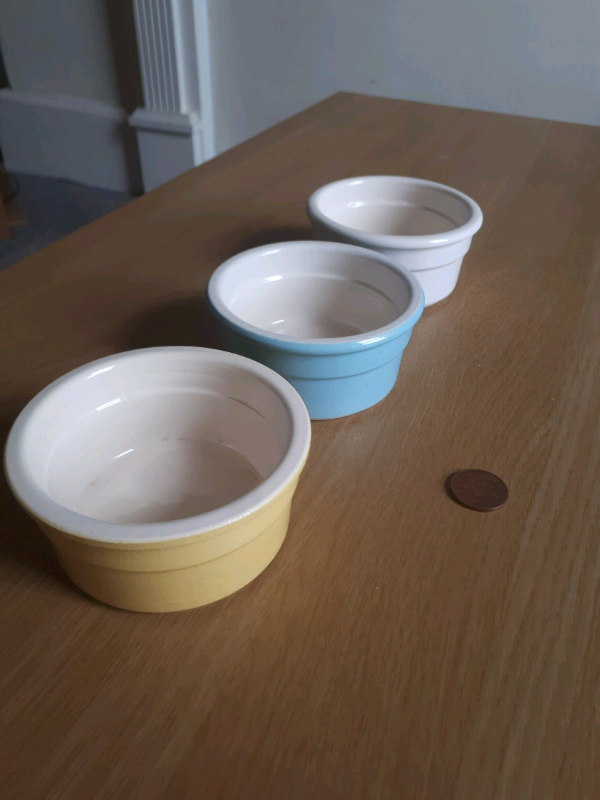 image for 3 small pots