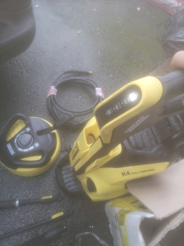 Karcher k4 full control with t350 surface,cleaner