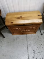 Pine treasure chest /toybox 