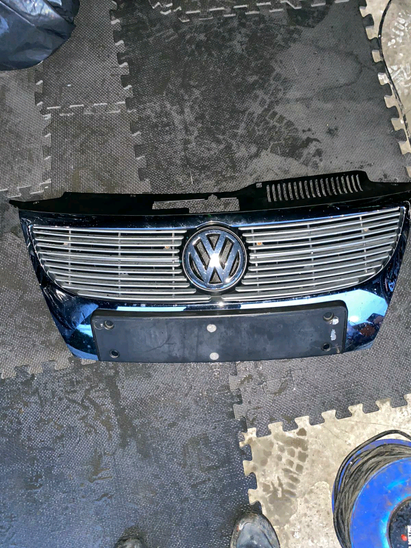 image for VW EOS FRONT GRILL 