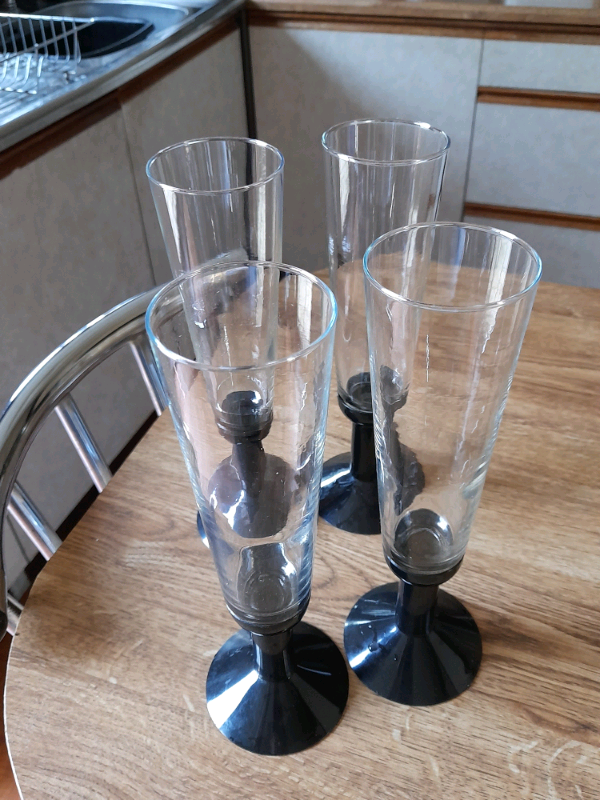 image for Retro 4 black/glass quirky wine glasses