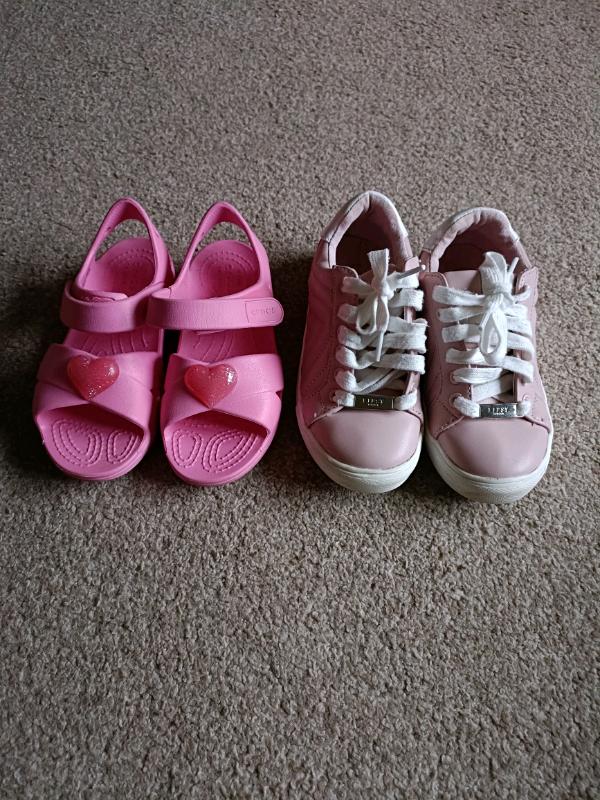 image for Girls shoes size 12