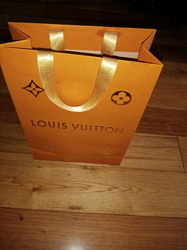 Louis vuttion for Sale, Clothes