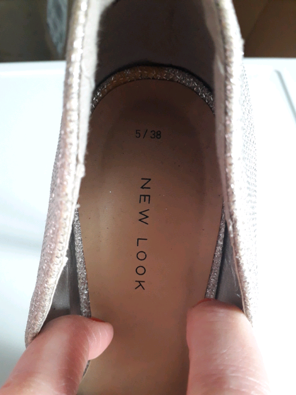Ladies high heels size 5