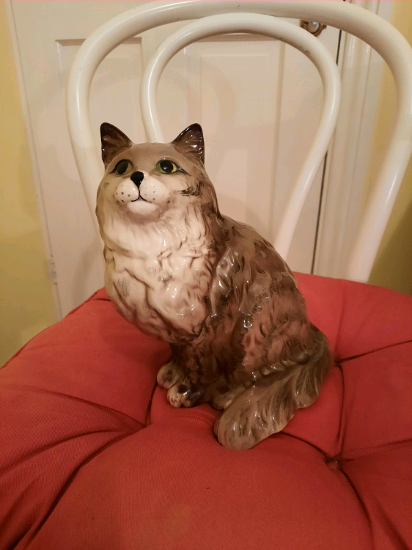 Beswick Persian Cats