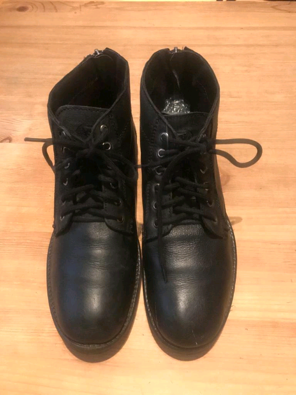 image for Male boots UK 8/42 EU leather black  Xti