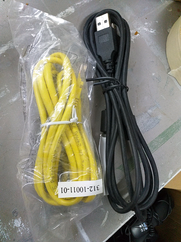 PC HEADSETS, DOCKS, HANDSETS BUNDLE