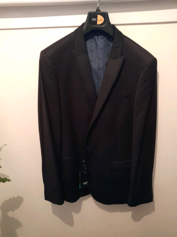 New_ Gents Black dinner jacket  44regular slim fit + jacket cover