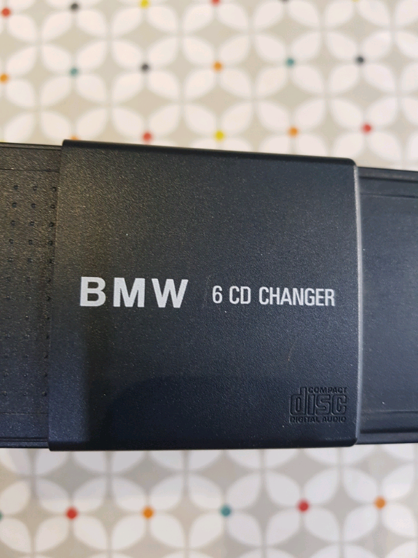 BMW E39 5 Series CD Multichanger 