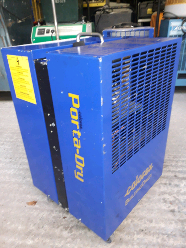 DEHUMIDIFIER CALOREX 22 LTRS 24 MAX 24 HOURS  PUMPOUT 