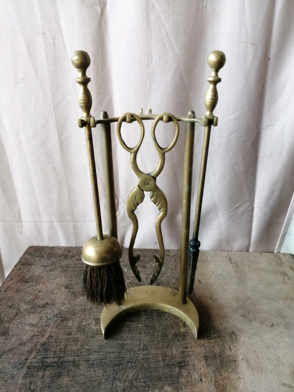 Vintage fireside companion set 