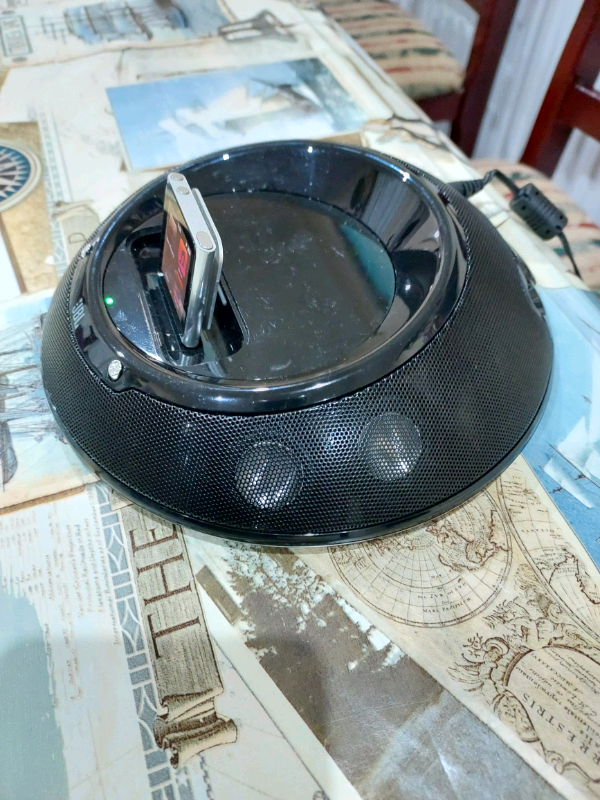JBL On Stage 3P Ipod/Iphone dock loudspeaker