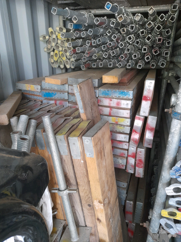 Cuplock omega boards planks kwickstage quickstage kwikstage battens 