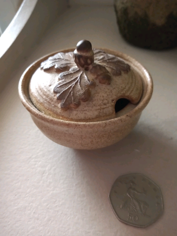 Studio Pottery Acorn Pot
