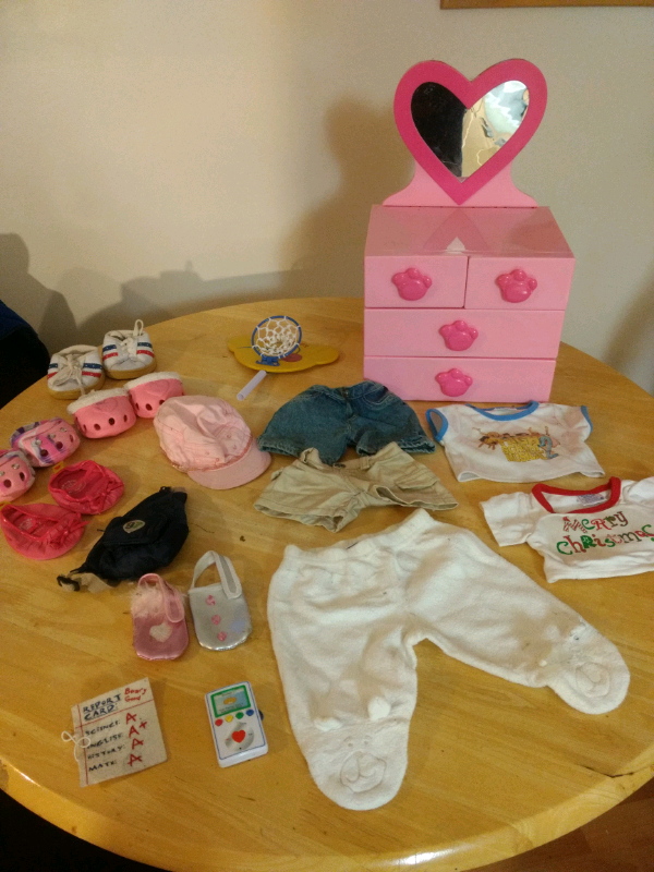 image for Build-A-Bear Girls chest of drawers, Clothes And Accessories Bundle