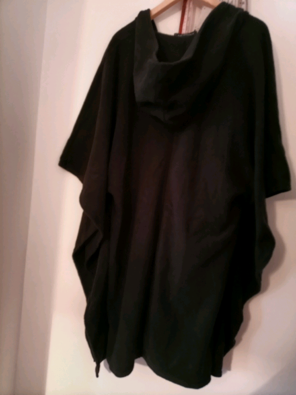 Ponchu kaftan