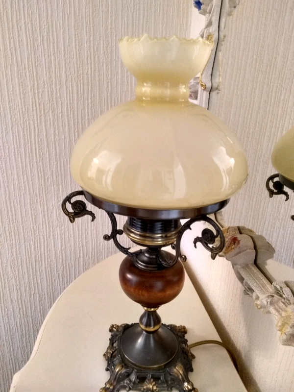 Vintage Table Lamp 