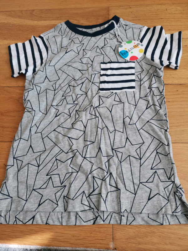 image for Boys t-shirt 7-8 years new
