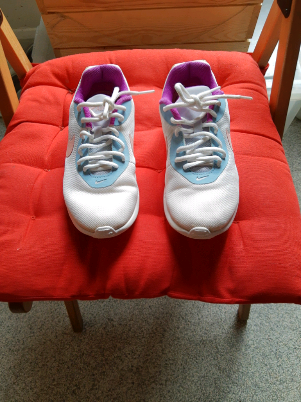 image for Nike Air Women Trainer