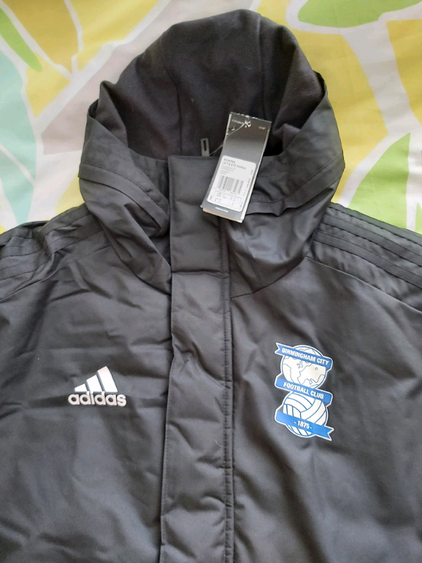 Adidas Coat size medium brand new labels attached 