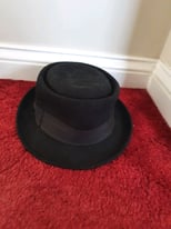 image for Black felt hat from h&m, very good condition cost £20