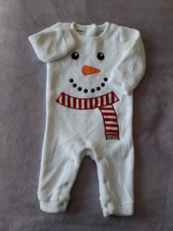 CHRISTMAS SNOWMAN SLEEPSUIT 3-6MTHS 