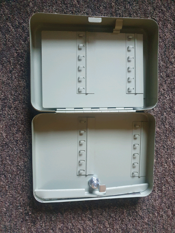Lockable Key Cabinet 