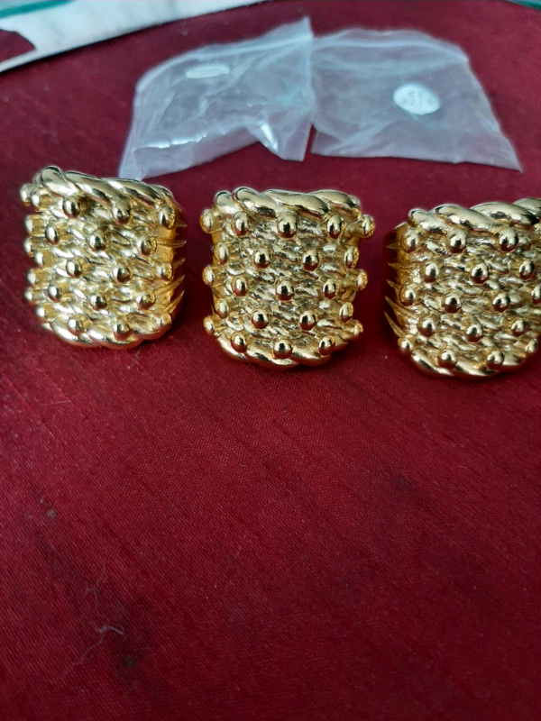 Large keeper rings 