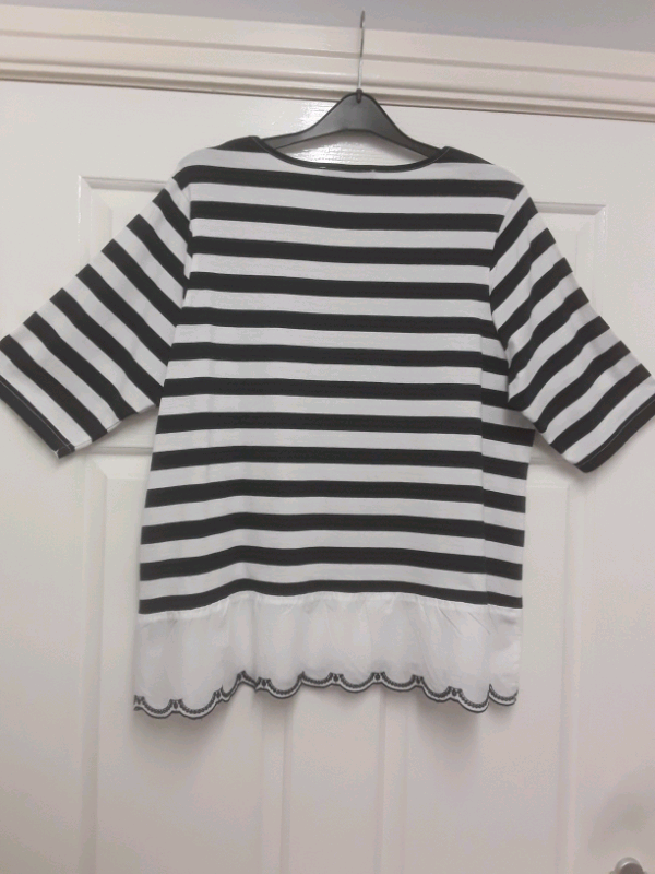 M&S STRIPED TOP SIZE 16 (NEW)