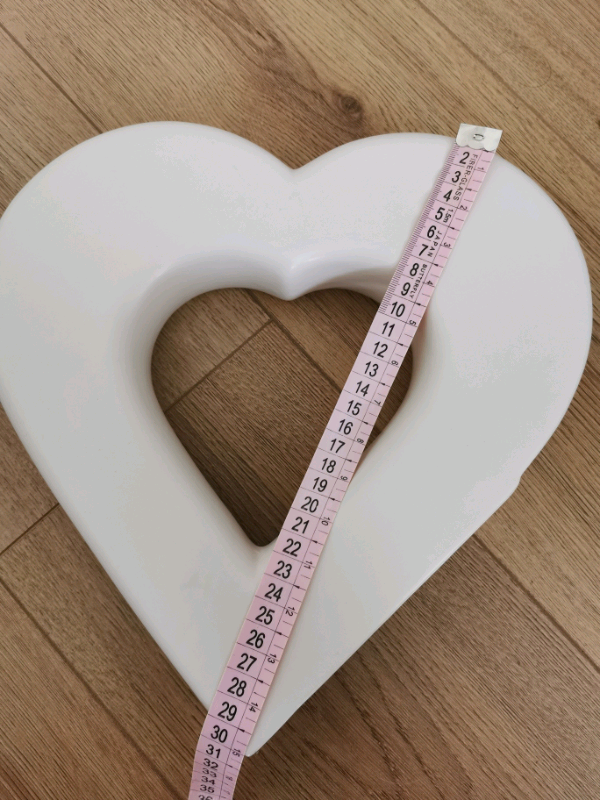 Heart Standing Home decor-Home is where the heart is sign
