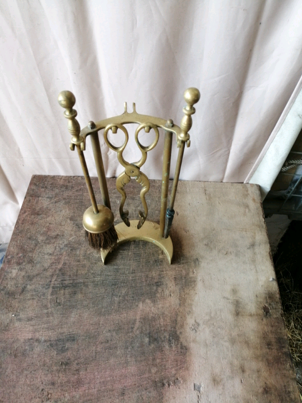 Vintage fireside companion set 