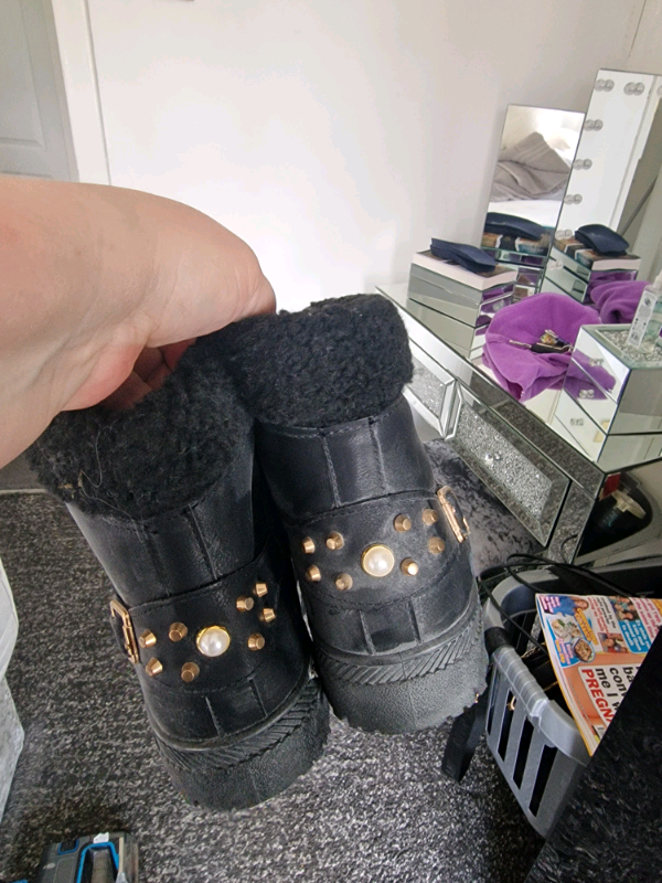 Mcm boots uggs sale