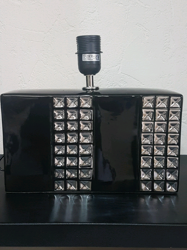 Black / Silver Ceramic Table Lamp With faux Silk white Shade