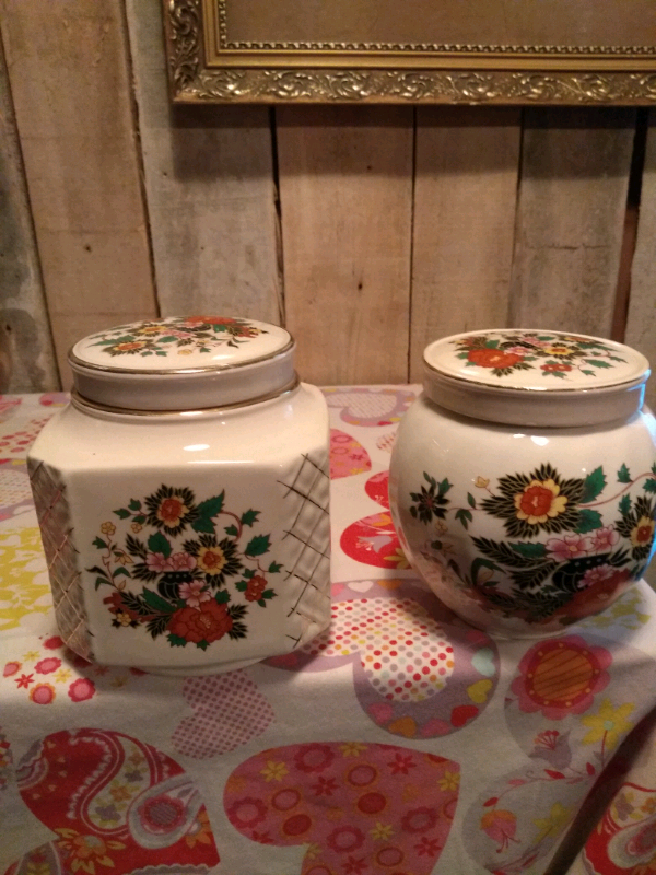 Vintage Sadler pottery