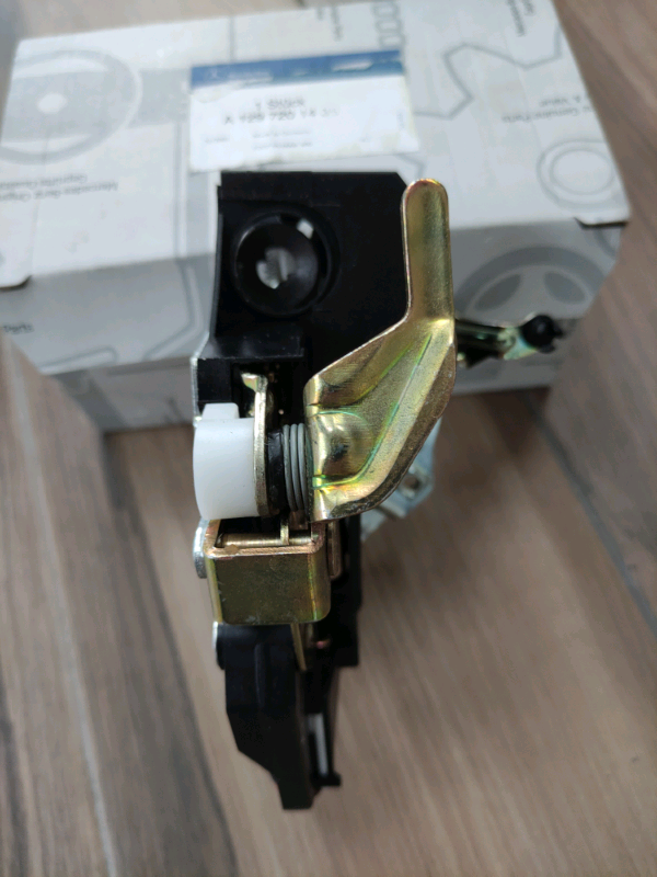 OS door lock mercedes benz SL W129