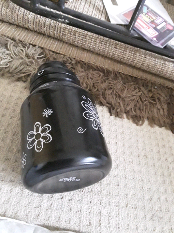 Decorative glass jar 