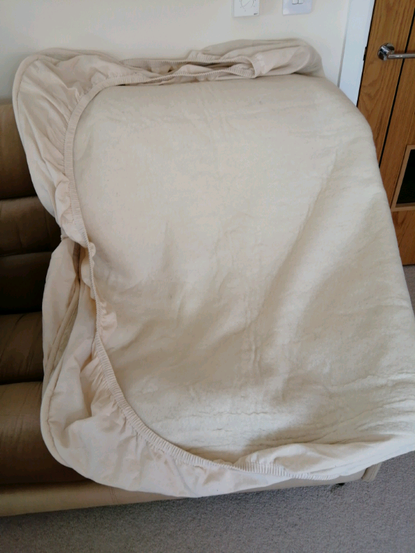 Merino lambs wool underlay double under blanket 