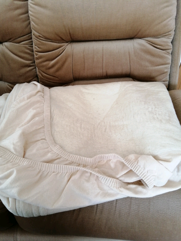 Merino lambs wool underlay double under blanket 